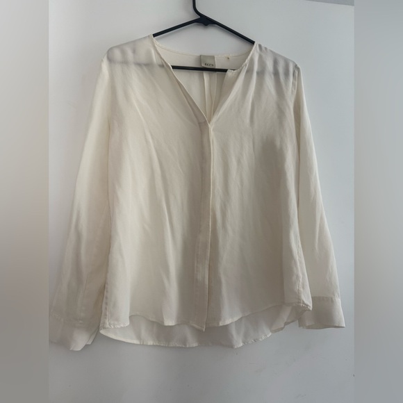 Ecru Washable Silk Minimalist Capsule Button Down Blouse Size XS - Picture 1 of 3